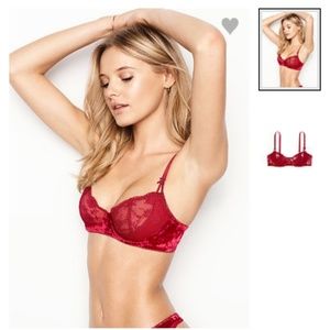 Victorias Secret Dream Angels Uplift Bra